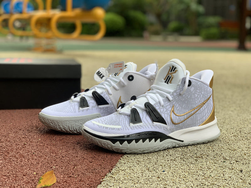 KYRIE 7 RINGS