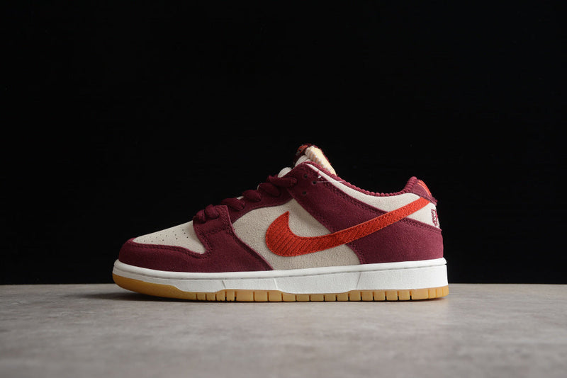 DUNK LOW PRO QS SKATE LIKE A GIRL