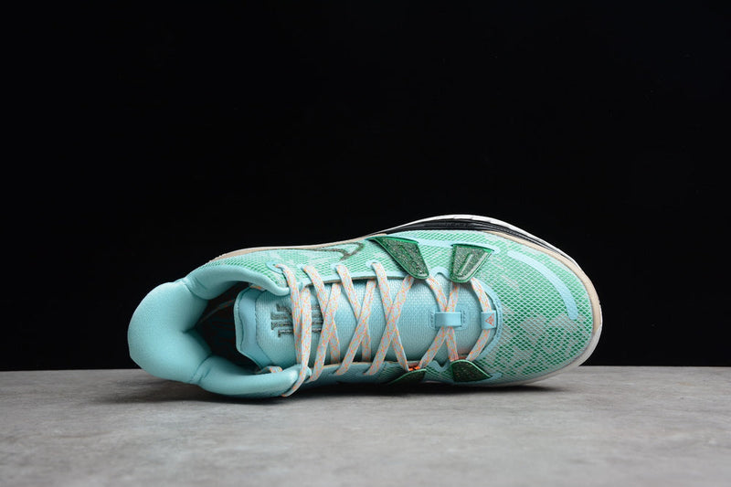 KYRIE 7 EP COPA