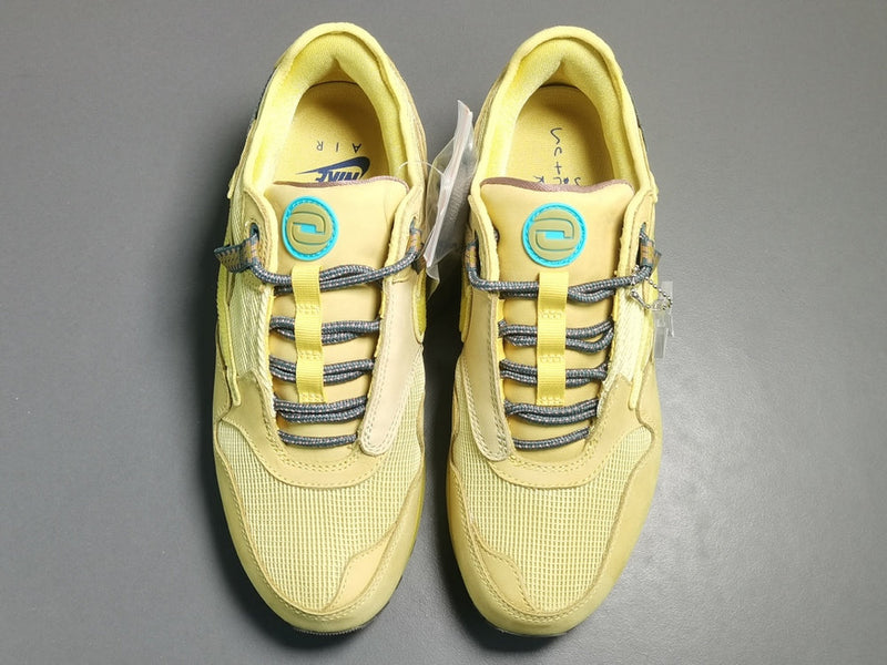 TRAVIS SCOTT X AIR MAX 1 CACTUS GOLD