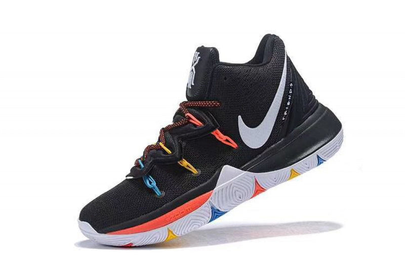 KYRIE 5 X FRIEDS