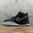 KYRIE 7 BROOKLYN BLACK