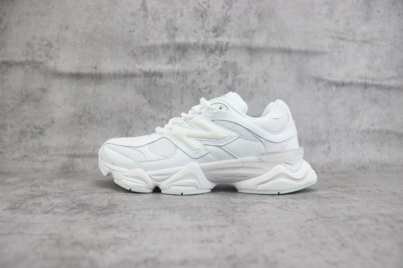 NEW BALANCE 9060 TRIPLE WHITE