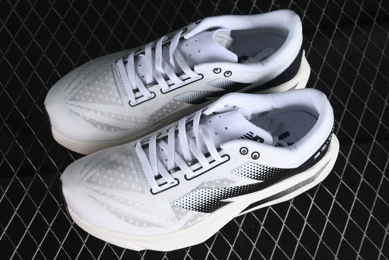 NEW BALANCE FUELCELL SUPERCOMP ELITE V4 - BRANCO