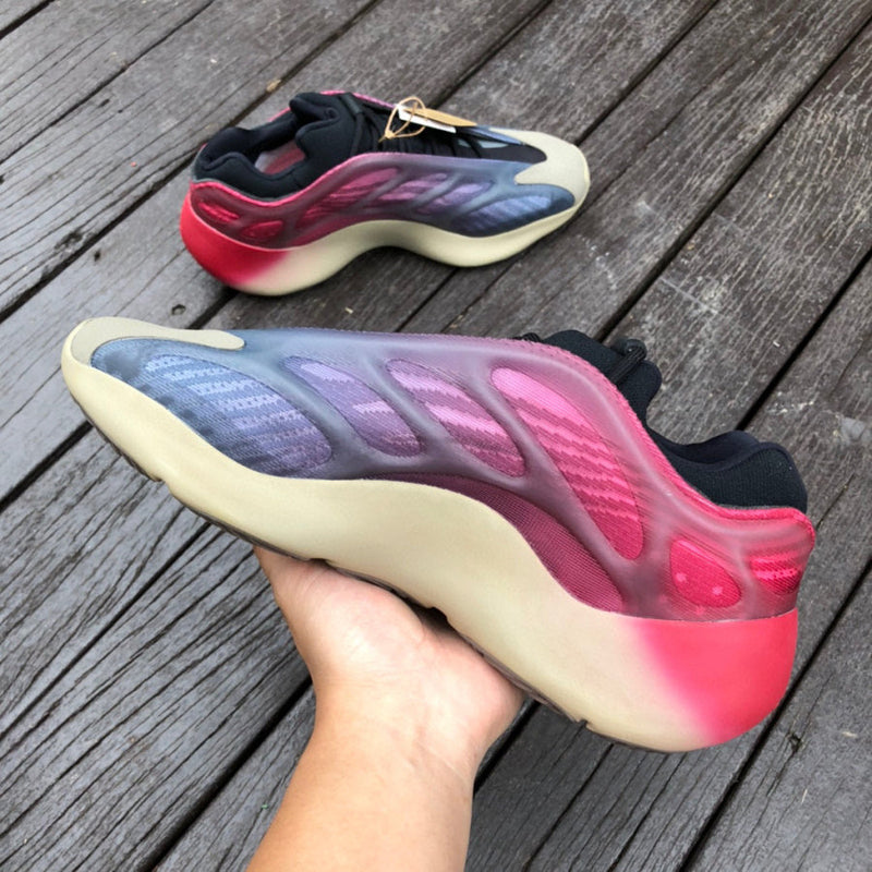 YEEZY 700 V3 FADE CARBON