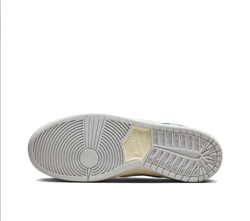 Nike SB Dunk Low Pro "Fly Streetwear Gardenia"