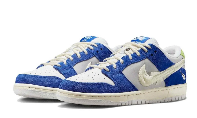 Nike SB Dunk Low Pro "Fly Streetwear Gardenia"
