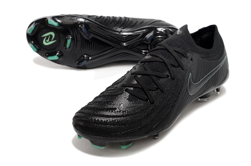 Chuteira Nike Phantom GX II FG - Preta