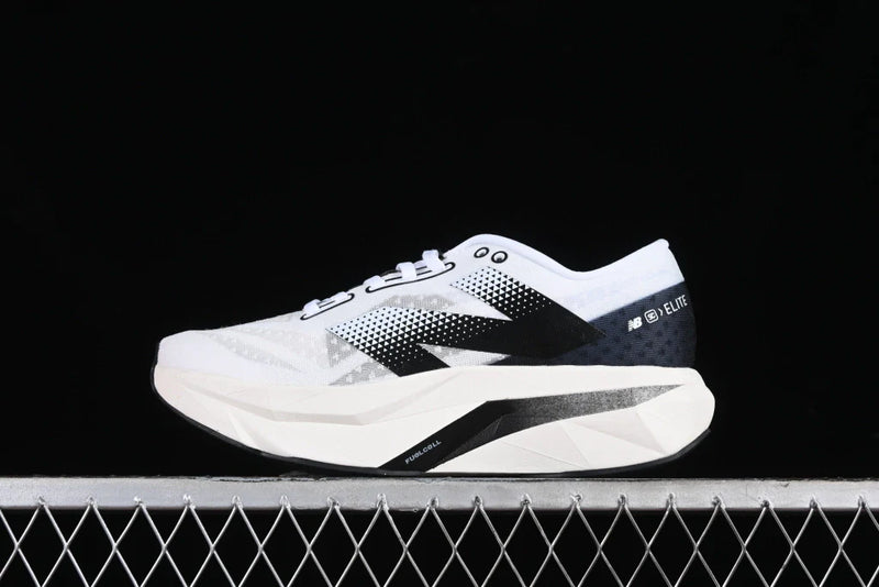 NEW BALANCE FUELCELL SUPERCOMP ELITE V4 - BRANCO