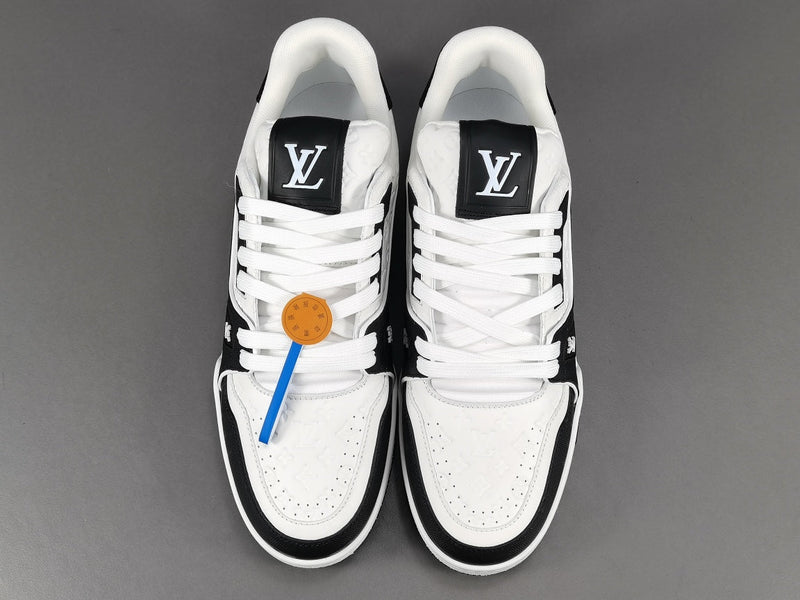 LV TREINER BLACK WHITE