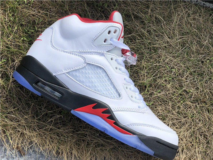 AIR JORDAN 5 FIRE RED