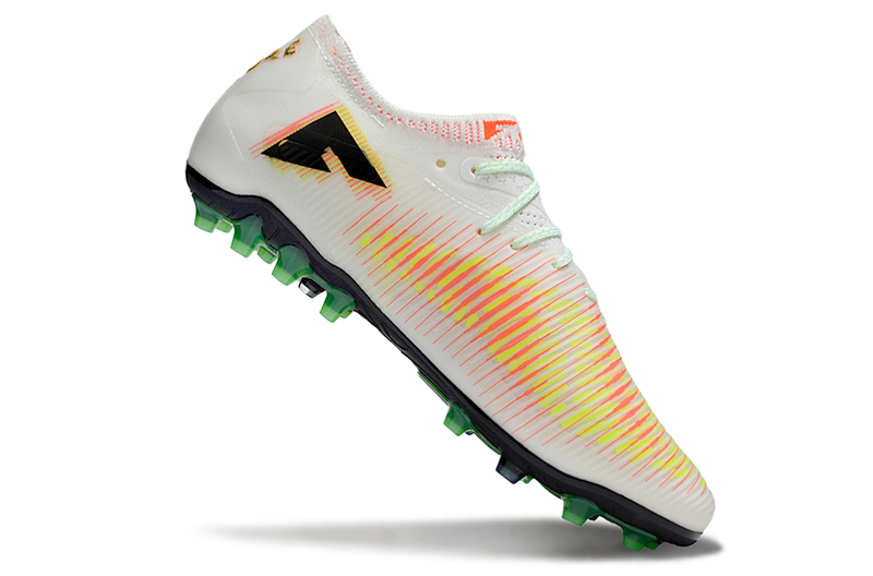 Chuteira FUTURE 8 ULTIMATE AG39-45