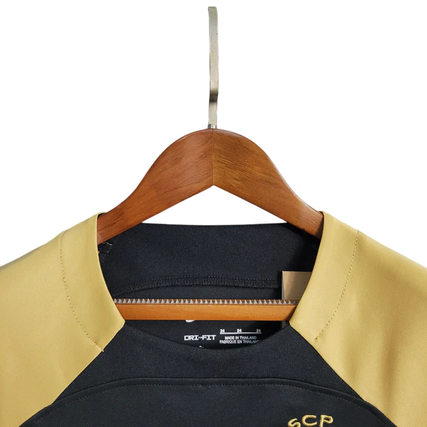 Kit Infantil Sporting edição especial CR7 23/24