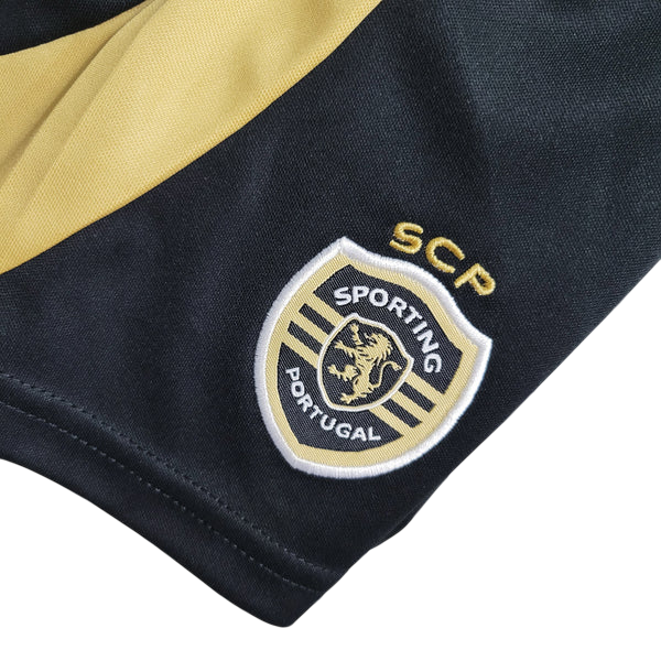 Kit Infantil Sporting edição especial CR7 23/24