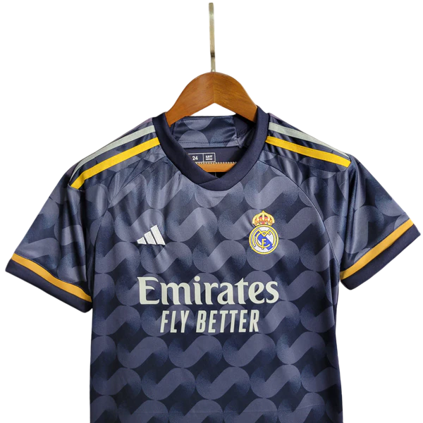Kit Infantil Real Madrid Away 23/24
