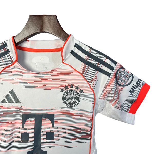 Kit Infantil Bayern de Munique Away 2025/26