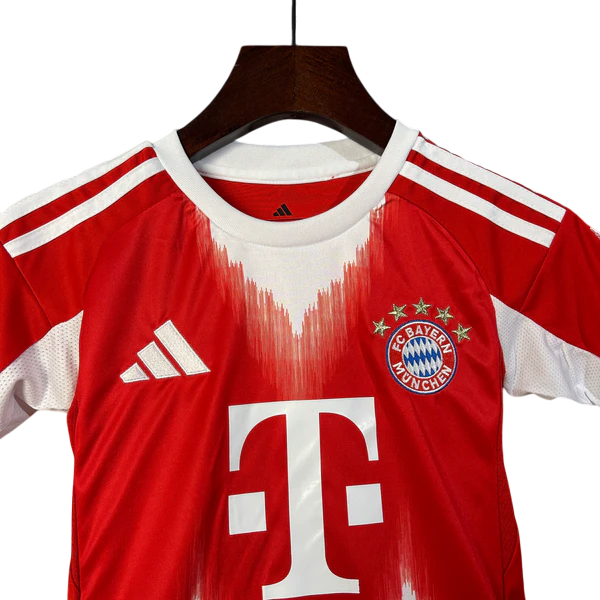 Kit Infantil Bayern de Munique Home 2025/26