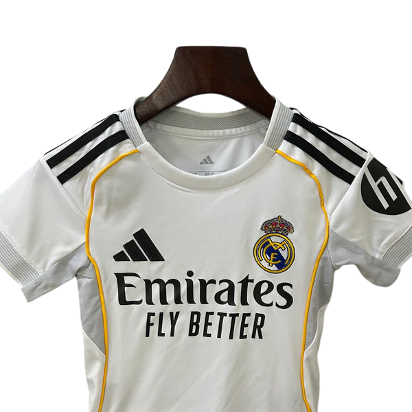 Kit Infantil Real Madrid Home 2025/26