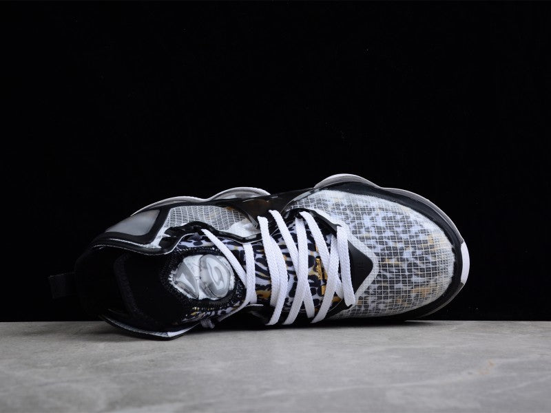 LEBRON 19 ROYALTY